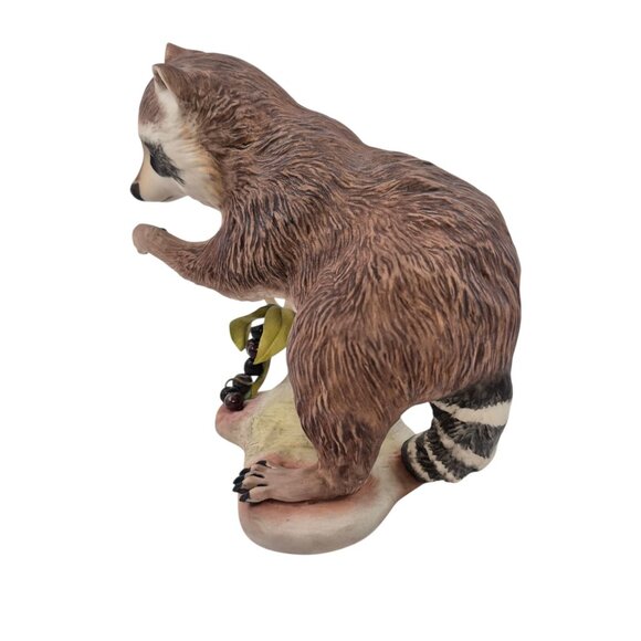 Cybis Raccoon Figurine 1965 Porcelain Wildlife Sculpture Vintage Art Signed - Picture 10 of 10